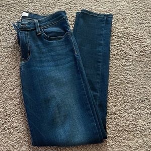 Like New soft dark wash flying Monkey denim 27!